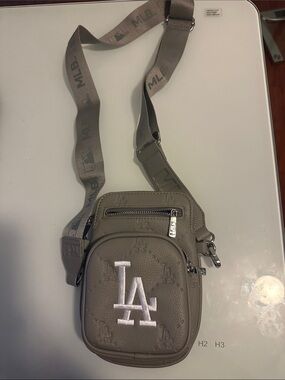 MLB Grey LA Dodgers Compact Crossbody Belt Bag